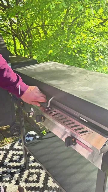 Nadie me dijo que cocinar afuera podía ser así de fácil 😳🔥 Esto no es una parrilla normal… es OTRO NIVEL. Te dejo el link antes de que suba de precio 👇 #tiktokshopfinds #outdoorcooking #homefinds #foryoupage #viralproducts