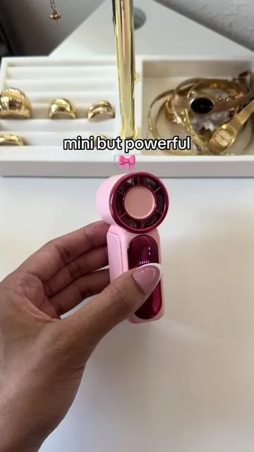 summer essential 💨 #fan #minifan #portablefan #summer 