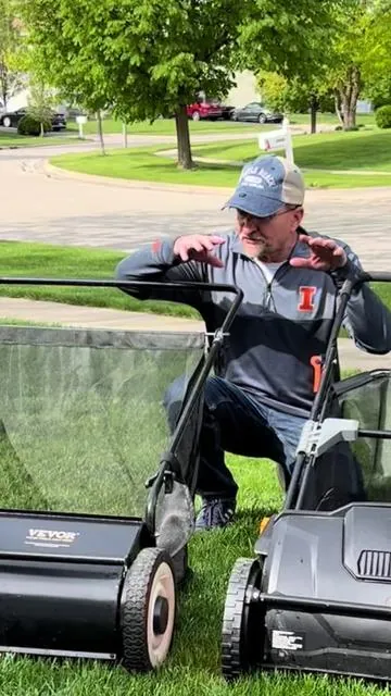 NEW Upgraded Lawn Sweeper #tiktokshopcreatorpicks #tiktokshopspringglowup #lawnsweeper #yardwork #lawncare 