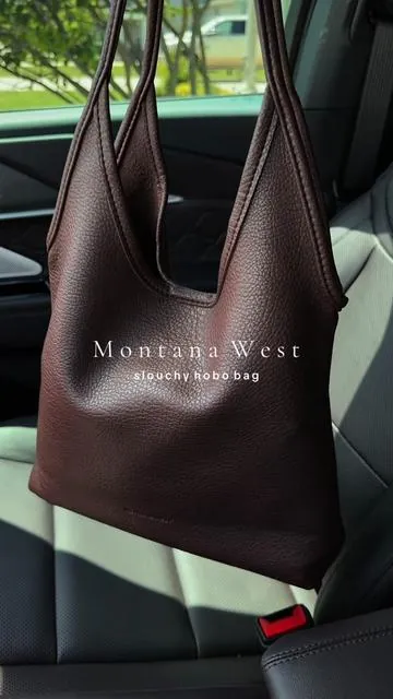 She’s perfect 🤎 @Rustic Charm Bootic #purse #pursetok #leatherbag #shoulderbag #hobobag 