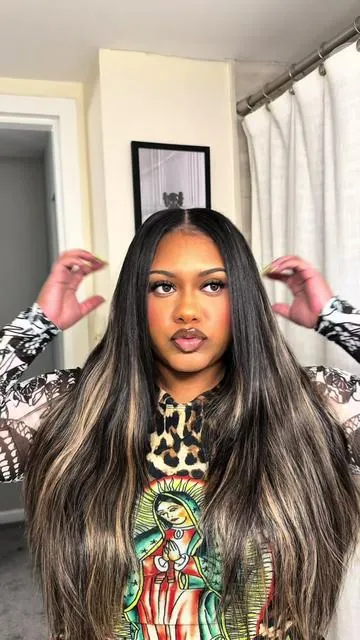 The perfect chance to switch it up & still get a natural shade match 🤩🤩🤩  @Mscoco Hair #mscocohair  #hairinstall #loosewave #Upartwig #summervibe 