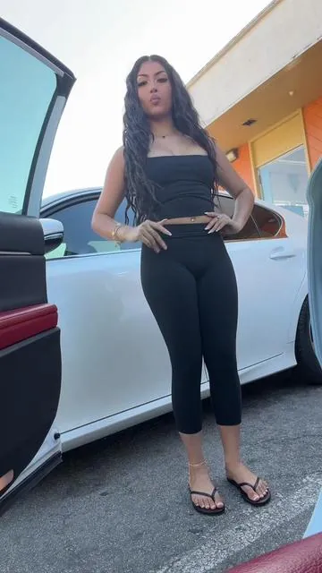 today’s simple ootd🖤#brittanyalvarezz 