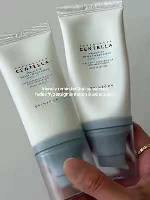 My fave sunscreen for those with sensitive skin. Leaves no white cast and is fragrance free 🤍 @SKIN1004 US #skin1004 #skin1004sunscreen #sensitiveskin #spf50 #SummerVibes 