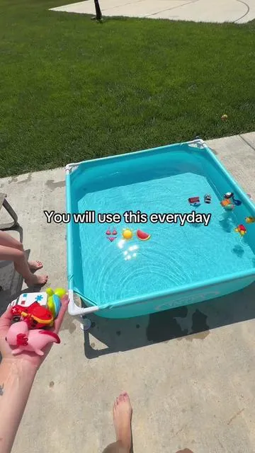 This is the perfect toddler pool! #toddlersoftiktok #pool #swimmingpool @Spreetail #summeractivities 