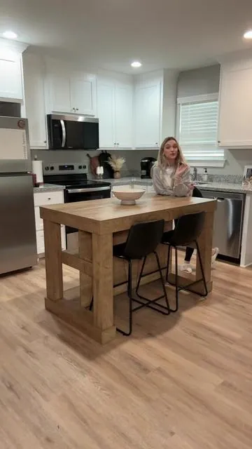 My fav part of the new place 🤩 @Tribesigns #tribesigns #designedforlife #summervibes #kitchenisland #tiktokshopcreatorpicks 