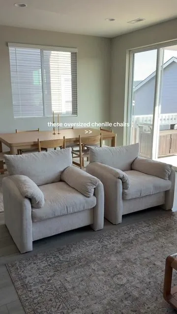 BACK IN STOCK in the two pack!! #livingroommakeover #livingroomchairs #livingroomdecor #oversizedchairs #livingroomideas 