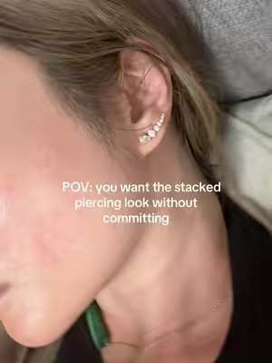 The easiest way to fake an ear stack @PAVOI #pavoi #earrings #jewelry #14kgoldplated #earringstyle 