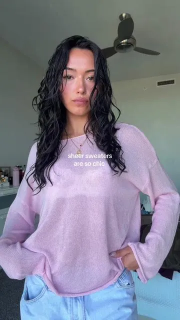 wearing a medium 🌸💗
