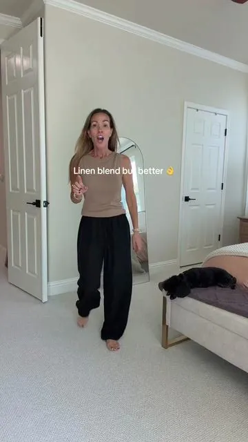I don’t know about you but I’m sick of steaming and ironing clothes….  #pants #SummerVibes #halara #linen #trousers @Halara_official 