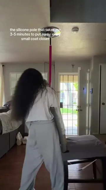 my fav pole for easy setup & takedown!