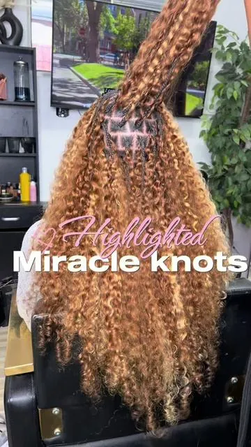 @ISEEHAIR #miracleknots #iseehair #summerhair #summerhairstyles #featheredcrochethair 