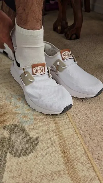 HEYDUDE Men’s Sirocco Stretch Sox lightweight slip-on shoes with sock-like comfort, flexible soles, and microsuede style perfect for travel, walking, and everyday wear. HEYDUDE casual shoe review featuring breathable comfort shoes that feel soft, flexible, and easy to wear all day long. #menshoes #comfyshoes #sliponshoes #heydudeshoes #fatherdaygift 