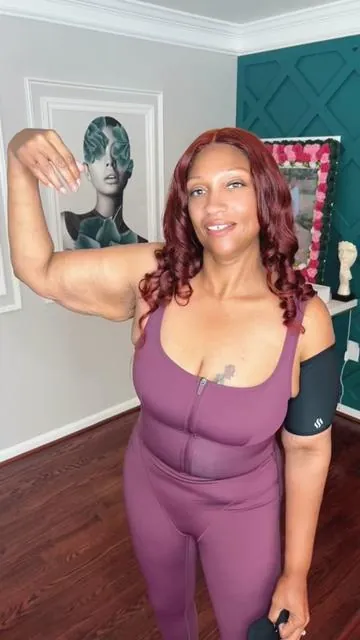 Your Arms Need A Girdle?? Try @Sweat Shaper Women’s Arm Sleeves.. #armsculptingbands #shrinkyourarms #armgirdle #armsleeve 