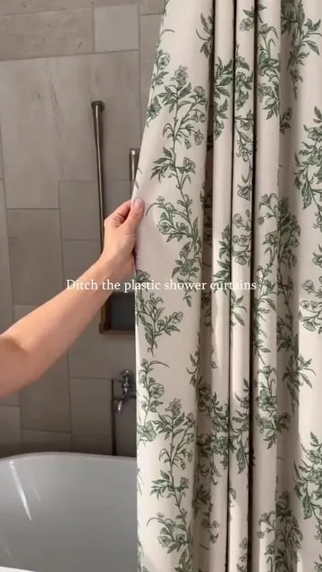 Tired of your boring bathroom? This is your sign to upgrade! Instantly get that dreamy cottagecore vibe. Tap the little cart to shop! 🛒 #cottagecoreaesthetic #bathroommakeover #springdecor #amazonfinds #homehacks 