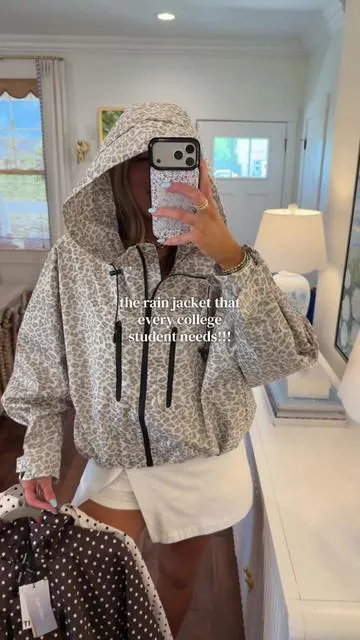 Where were these when I was in high school/college?!? The PERFECT gift! And it's one size fits most😍  #rainjackets #graduationgift #affordablefashion #boutiqueclothing #bamarush 