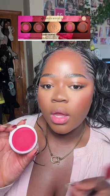 @DanessaMyricksBeauty such an amazing deal she’s having  #makeup #blushes #danessamyricks 