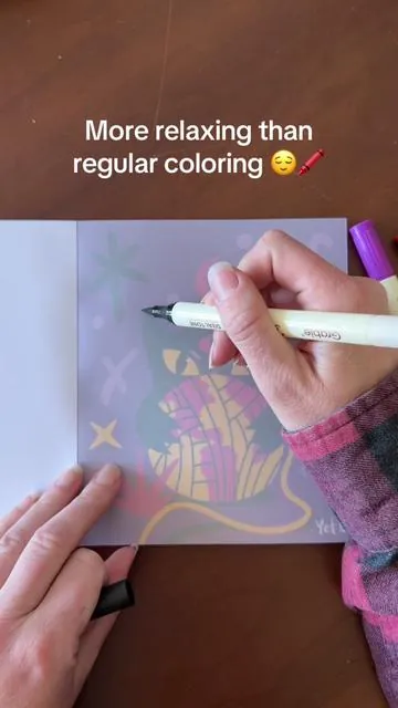 Truly relaxing coloring. @Grabie #adultcoloring #coloringforadults #acrylicmarkers #relaxing #colortok 