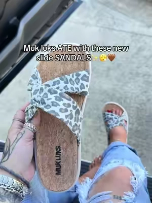 Muk luk SLIDE SANDALS @QVC, Inc ✨🖤