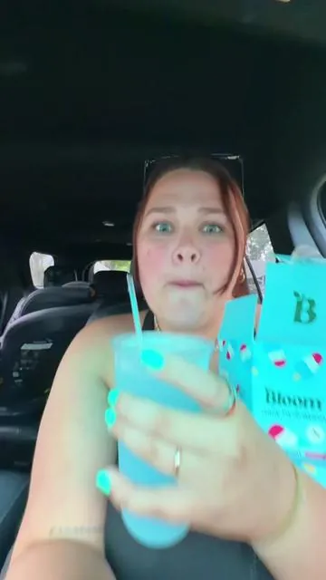 New bloom hydration sticks!!🥵 #bloomnutrition #bloom #hydrationdrink #tiktokshopmemorialday 