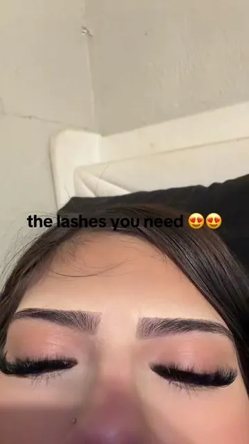 lmk if you want a last tut these so cutie #fyp #lashclusters #fypシ゚viral #lash  #lashextensions 