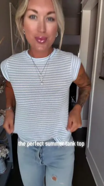 This tank is perfect for summer. It is such good quality & so breathable. It comes in multiple different color options. Hurry & snag it while it’s in stock! #womensfashion #womenstop #summerfashion #summervibes #fyp 