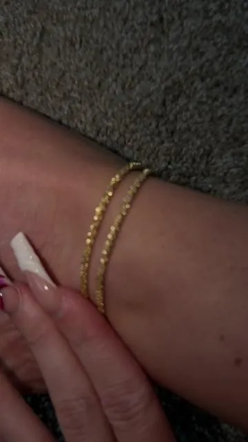 don’t sleep on anklets !!! ✨