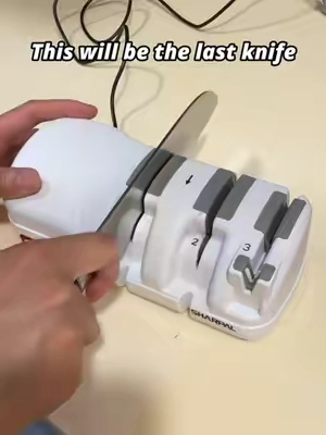 🤔This is how pros actually sharpen knives#protips #chefmode #kitchenpro #sharpening #knife     