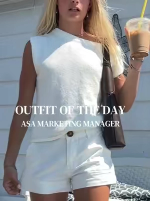 Outfit as a marketing manager at the Jersey shore #marketingmanager #jerseyshore #wildwoodnj #outfit #marketing 