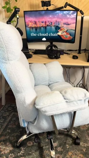 The perfect chair does exist! 🤩☁️🤍 #officechair 