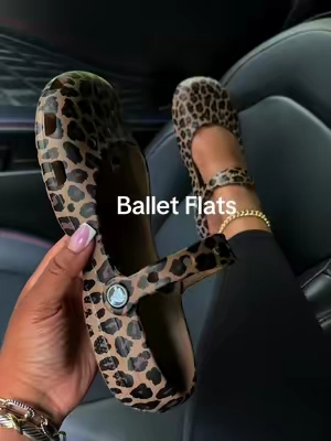 Cutest Crocs Ballet Flats!! #crocs #balletflats #crocsnewarrivals #tiktokshopcreatorpicks #sliponshoes @Crocs 