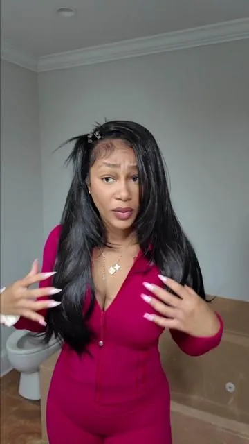 A full layered look for ONLY $52.99?! 😮‍💨💕 This Yaki Straight V Part Wig from  @uahair is super soft, easy to install, and blends so naturally with my hair. Perfect for the girls who want cute without the stress ✨ ##UAHair##AffordableWigs##VPartWig##YakiHair##QuickWeaveLook    