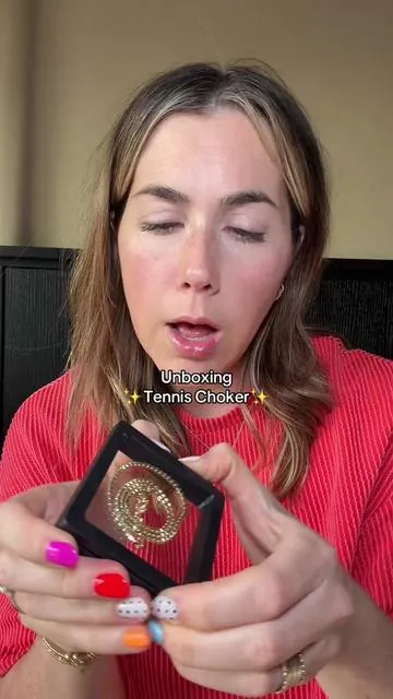 This tennis choker is sooooo pretty! This will be perfect for layering! #tennisnecklace #tennischoker #choker #daintyjewelry #tiktokshopcreatorpicks 