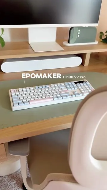 If your keyboard sounds like angry plastic… your ears deserve better ⌨️✨ The creamy sound on the Epomaker TH108 V2 Pro is actually addictive 💭🩷 #creamykeyboards #keebtok #epomaker #mechanicalkeyboard #cozydesksetup @Epomaker Keyboard 