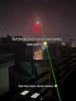 Does your laser pointer do that!? 😂💔 #fyp #viral #foryoupage #laser #laserpointer 