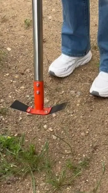 This makes pulling weeds a breeze 🔥 #tiktokshopmemorialday #summerwins #dealforyoudays #tiktokshopcreatorpicks #landscape 