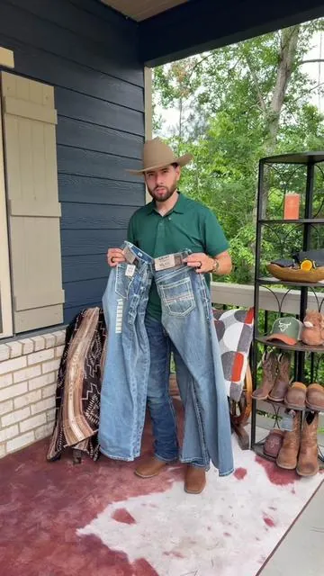 Men jeans boot cut jeans! #bootcutjeans #jeansformen #menjeans #ropaparahombre #menclothes 