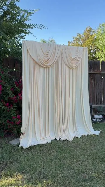 Easy to set it up and looks beautiful 🤎🙌🏻 #backdrop #backdropdecoration #partydecor #eventdecor #wedding 