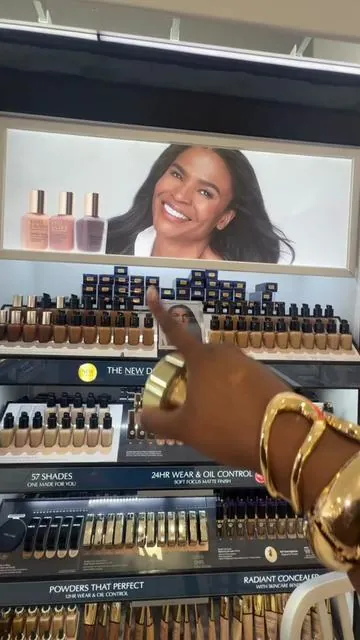 Buy ther night repair serum & get a free Nia Long Neck Cream #nialongneckcream #esteelauder #advancednightrepair 