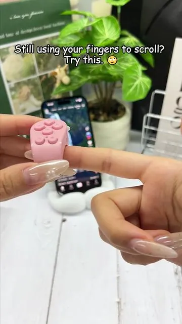 📱 Remote control ring: wear it, tap it, and control your phone. Scroll TikTok, switch pages, and take photos — all in one device.#RemoteRing #TikTokRemote #PhoneAccessories #DealsforYouDays #TikTokShopStockUp