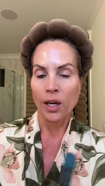 Microneedling has made a big difference in my skin.  I will never stop😅 #drpen #microneedling #skincaretips #glowingskin #antiaging 