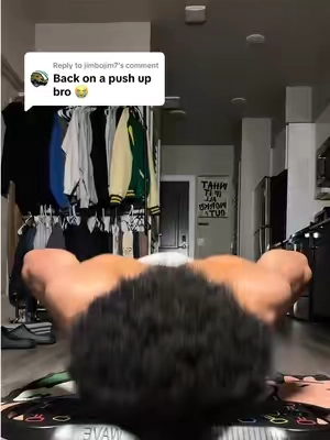 Replying to @jimbojim7 yes you can #fyp #pushups #pushupboard #upperbodyworkouts #homegym 
