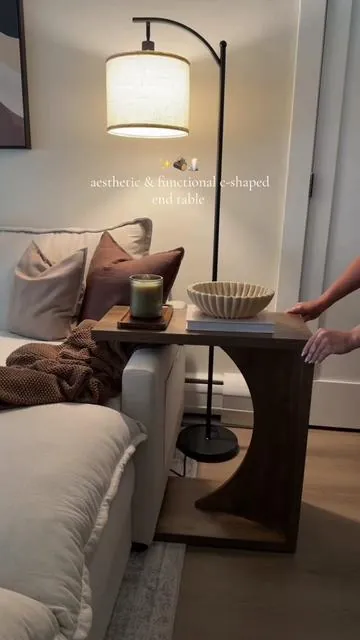 Functional and cute ✨🪵  #endtable #endtabledecor #homefinds #cozyhome #functionalfurniture 