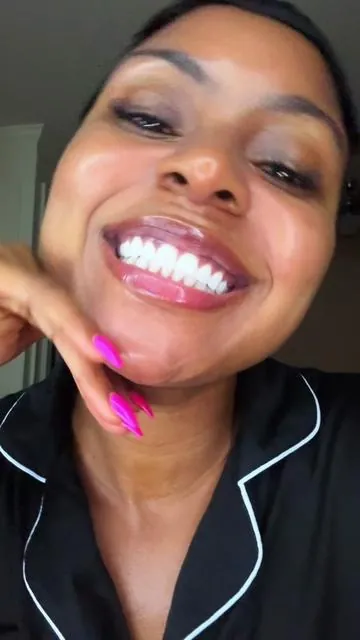 Did you know the first thing people notice about you is your smile?😁 Toothpaste is tagged to the video #teethwhiteningtips #whiteningtoothpaste #teethroutine #whiteteethathome 