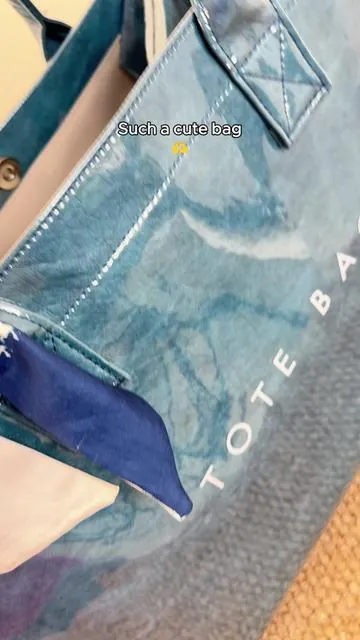 My lovely tote bag#springfashion #beachday #kalidi #tote #TikTokShopDealsforYouDays 