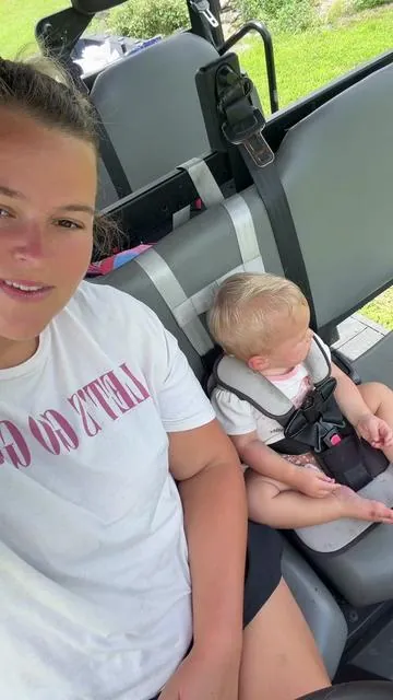 The side by side seat everyone asks about! Linked in the video for you 🥰 #sidebyside #golfcartseat #kidsgolfcartseat #kidsseat #seatbeltforkids 