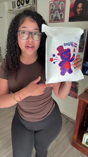 Grüns been coming with the flavors ❤️🤍💙  Have you got yours yet? @Grüns #trending #health #grüns 