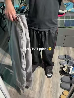 def spamming these #fashiontok #outfitinspo #mensfashion #summervibes #sweatpants 