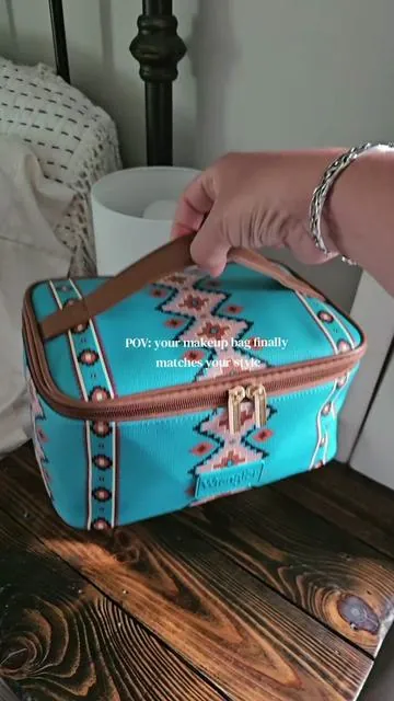 for the turquoise gals 🩵 it's a must #wranglerstyle  #westernfashion  #turquoisestyle  #westernboutique  #cowgirlstyle 