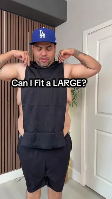 Men’s compression shirt that hides the gut #compressionshirt 