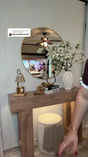 Respuesta a @Francis Rodriguez Si quieres una entrada elegante y minimalista, necesitas esta mesa de recibidor 🤍”#EntrywayTable #ConsoleTable #HomeDecor #ModernHome #MinimalistHome 
